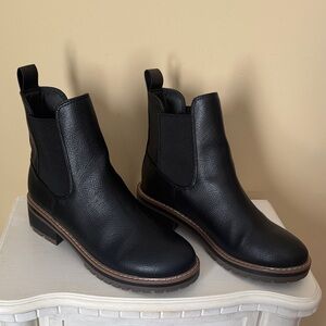 👢Kensie Black Ankle Boots